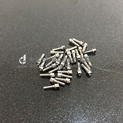 六角法兰头螺钉